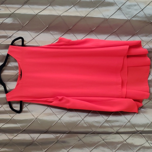 EUC- Vince Camuto Pleated Back Poly Chiffon Sleeveless Tunic - Picture 4 of 7